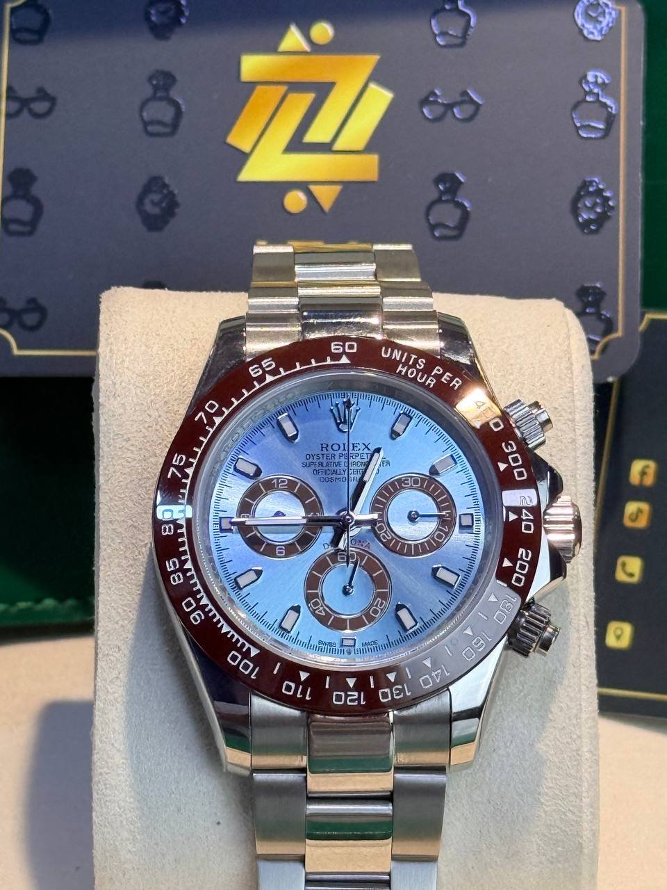 ROLEX DAYTONA ICE BLUE WITH A CHESTNUT BROWN - Image 4