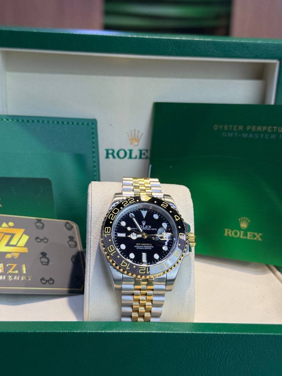 ROLEX GMT MASTER II TWO-TONE - Image 2